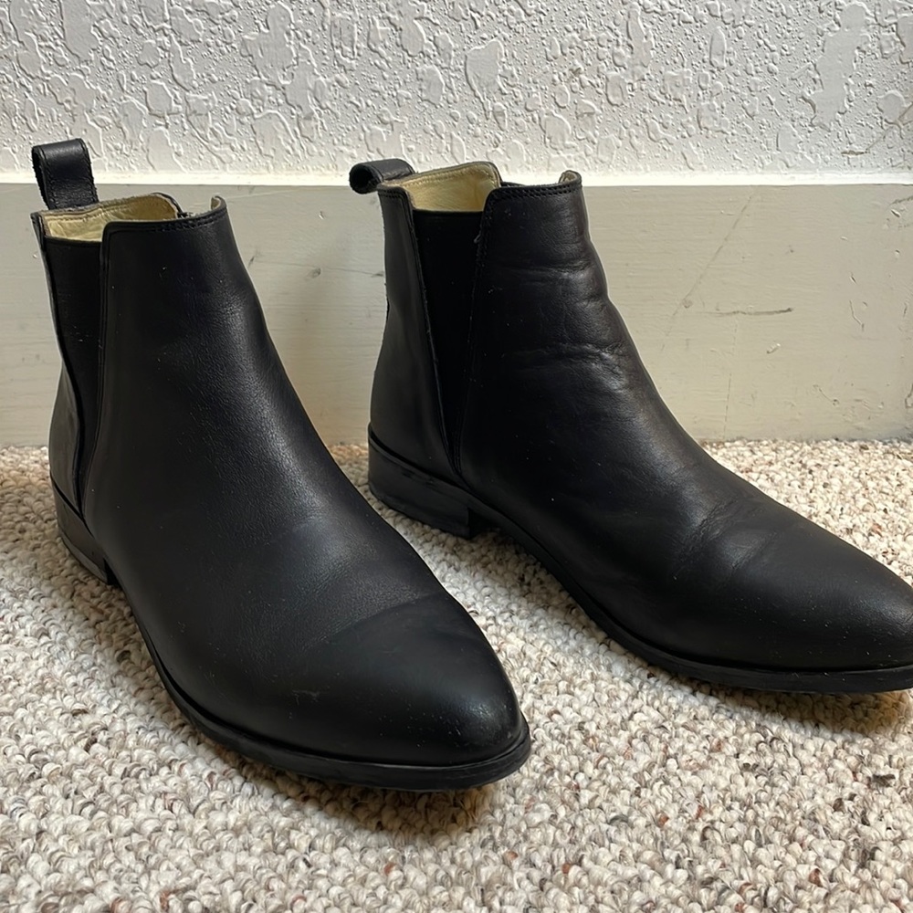 Nisolo Chelsea boots